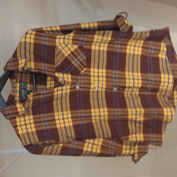 Roots Mustard Button Up - Picture 1 of 3